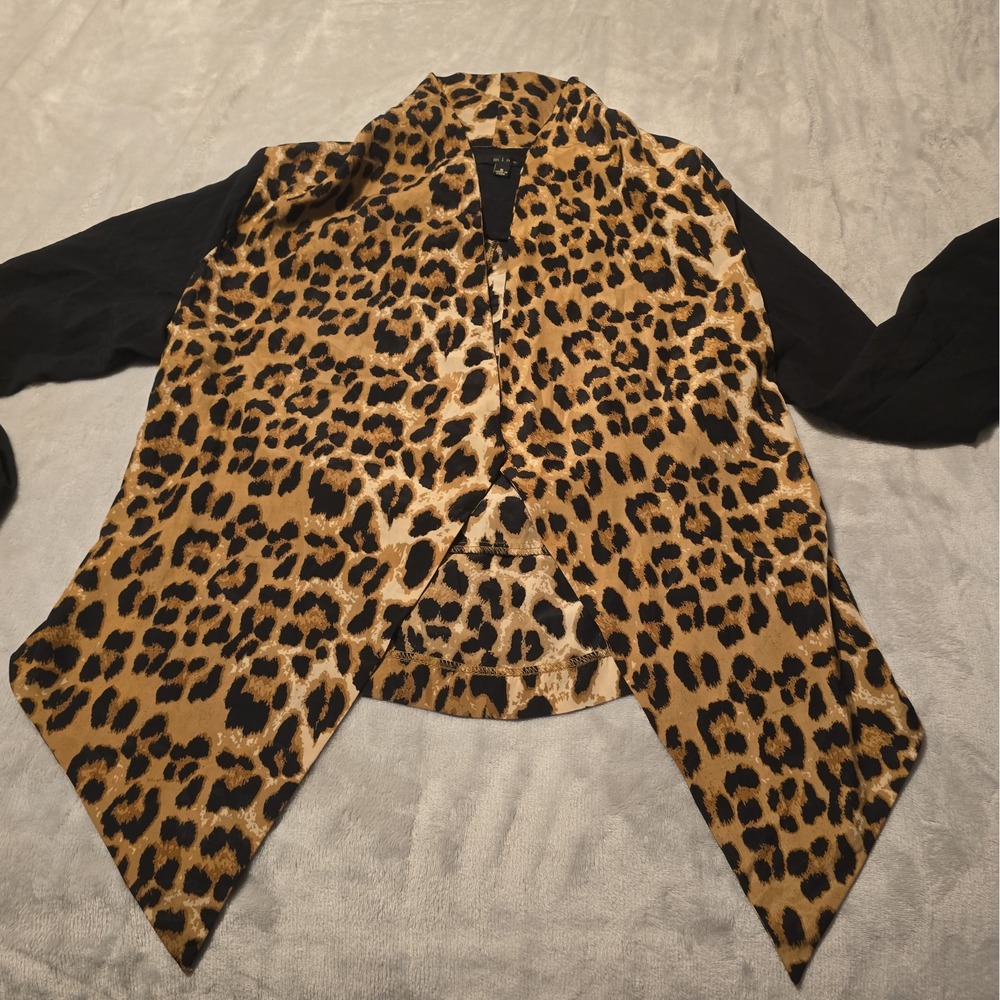 Mine Chic Animal Print Open Blouse Women Size S Lightweight Mob Wife Leopard